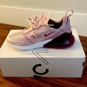 Nike Air Max 270